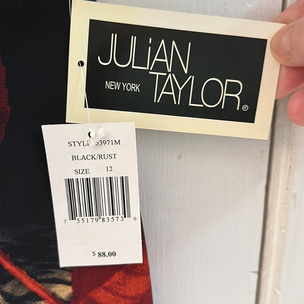 Julian Taylor cocktail dress size 12, NWT floral black scuba fabric knit mid arm - Picture 3 of 13